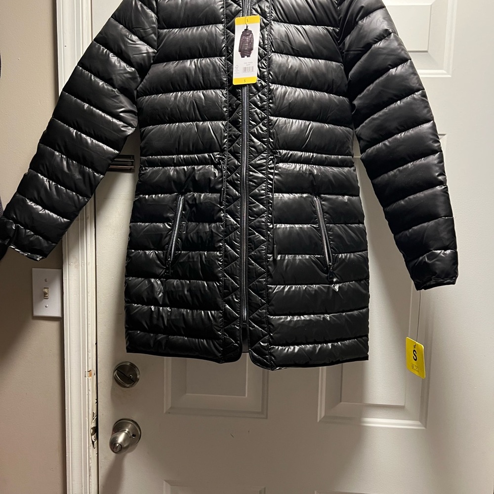 Stylish Black Puffer Kenneth Cole Jacket for women’s